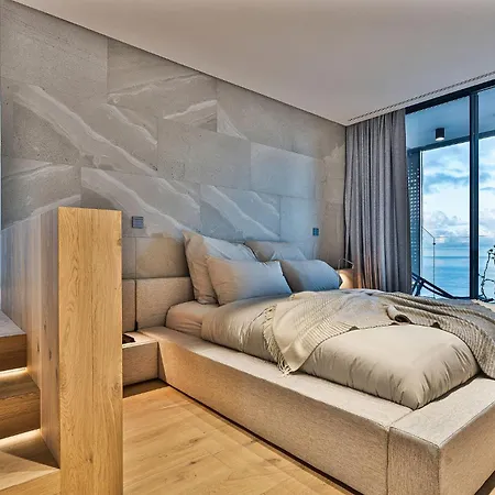 Saudade - Ultra Luxury Futuristic Ocean Zen Retreat Willa *