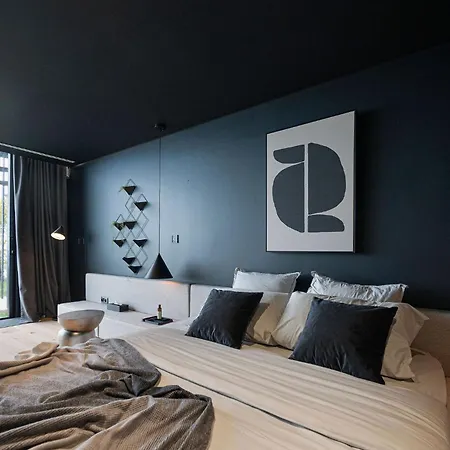 Saudade - Ultra Luxury Futuristic Ocean Zen Retreat * Ribeira Brava