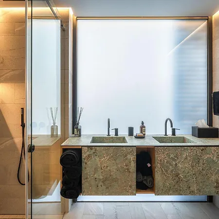 Saudade - Ultra Luxury Futuristic Ocean Zen Retreat *