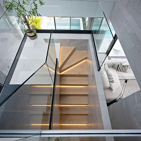 Saudade - Ultra Luxury Futuristic Ocean Zen Retreat Willa *