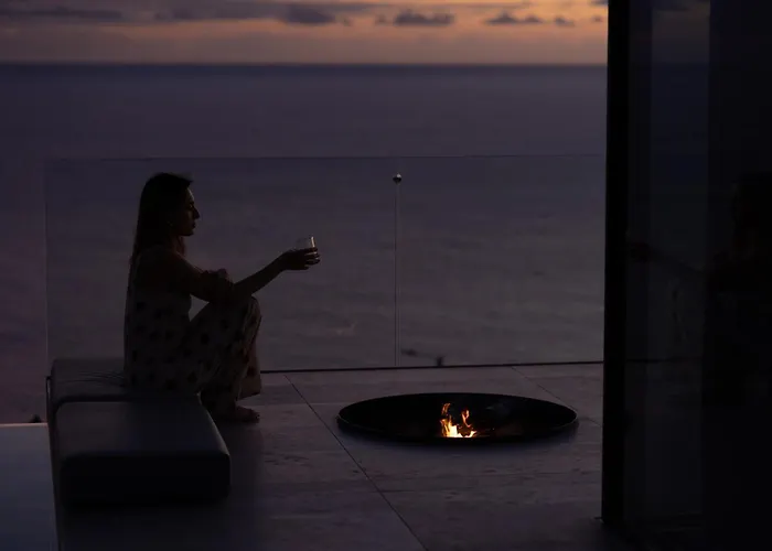 Saudade - Ultra Luxury Futuristic Ocean Zen Retreat ヴィラ