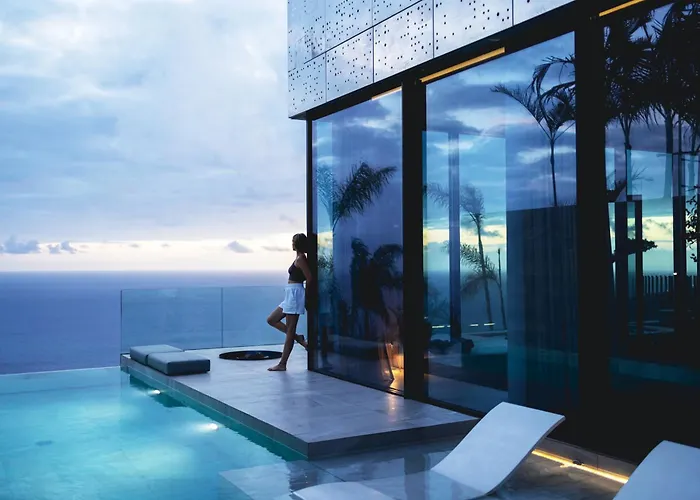 Saudade - Ultra Luxury Futuristic Ocean Zen Retreat * リベイラ・ブラーヴァ