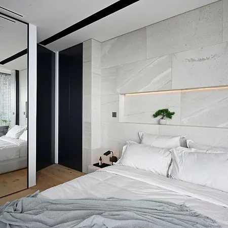 Saudade - Ultra Luxury Futuristic Ocean Zen Retreat *