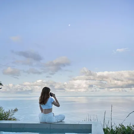 Saudade - Ultra Luxury Futuristic Ocean Zen Retreat Villa *