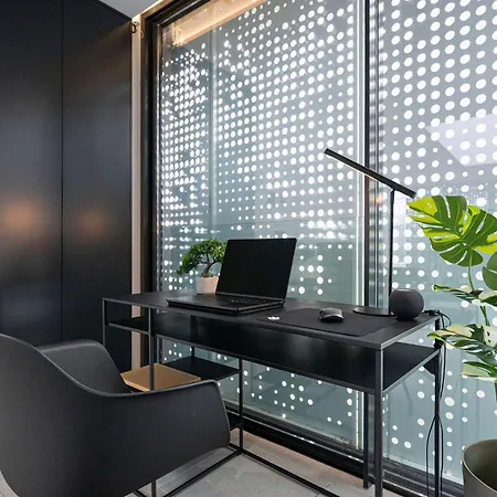 Villa Saudade - Ultra Luxury Futuristic Ocean Zen Retreat