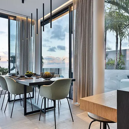 Saudade - Ultra Luxury Futuristic Ocean Zen Retreat Рибейра-Брава