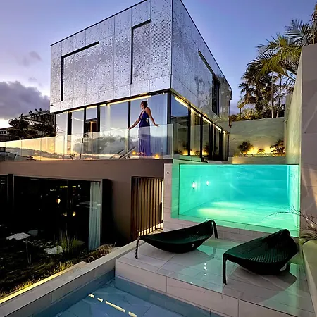 Saudade - Ultra Luxury Futuristic Ocean Zen Retreat * Ribeira Brava