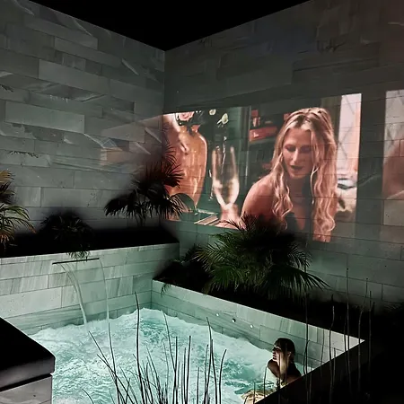 Saudade - Ultra Luxury Futuristic Ocean Zen Retreat *