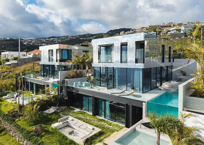 Saudade - Ultra Luxury Futuristic Ocean Zen Retreat 别墅 *