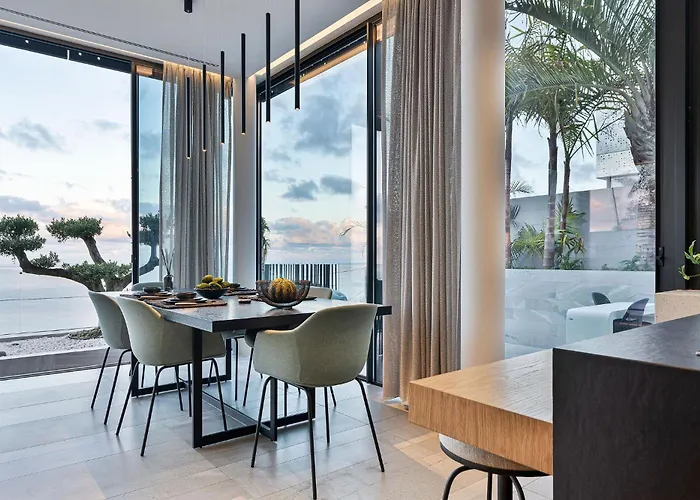 Saudade - Ultra Luxury Futuristic Ocean Zen Retreat 里贝拉布拉瓦