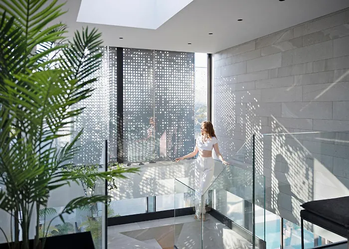 Saudade - Ultra Luxury Futuristic Ocean Zen Retreat 别墅 *