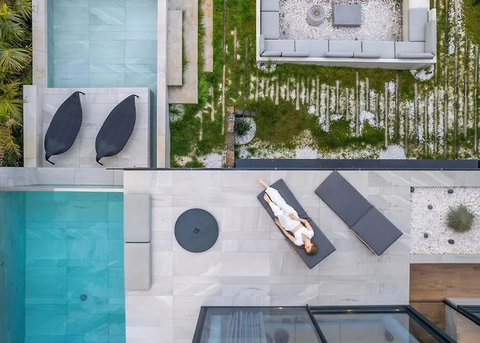 Saudade - Ultra Luxury Futuristic Ocean Zen Retreat 里贝拉布拉瓦