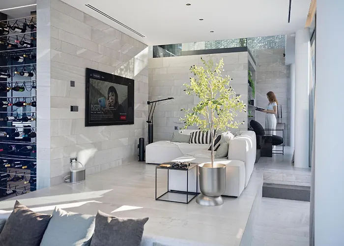 Saudade - Ultra Luxury Futuristic Ocean Zen Retreat 别墅 *