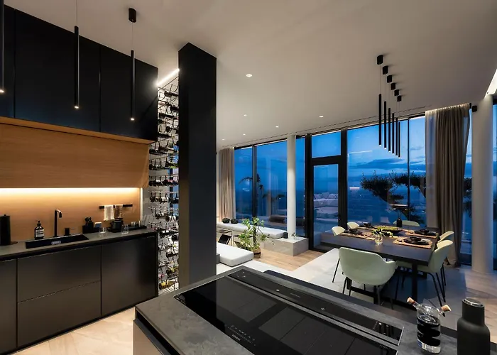 Saudade - Ultra Luxury Futuristic Ocean Zen Retreat 里贝拉布拉瓦