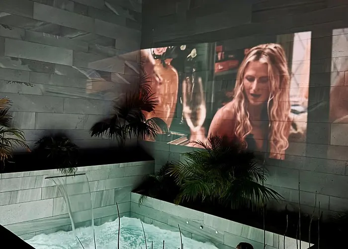 Saudade - Ultra Luxury Futuristic Ocean Zen Retreat *